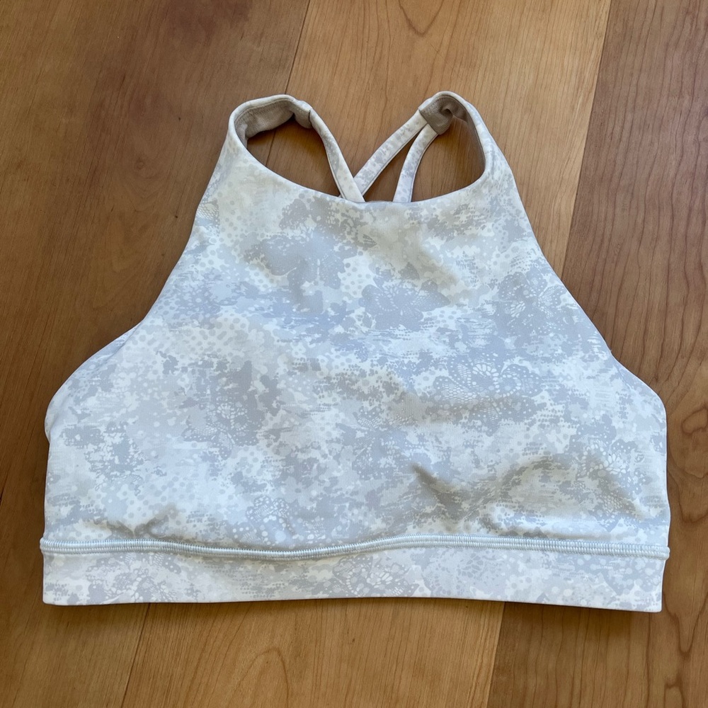 NWOT Lululemon sports bra
